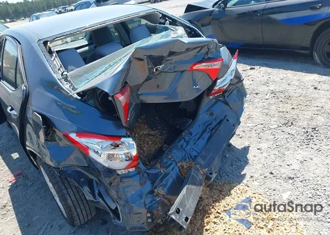 2018 Toyota Corolla L z USA, uszkodzony, nr VIN 2T1BURHE0JC967197